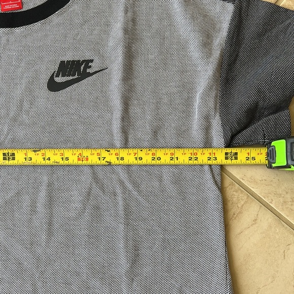 Nike Crew Rally Top - Picture 13 of 16